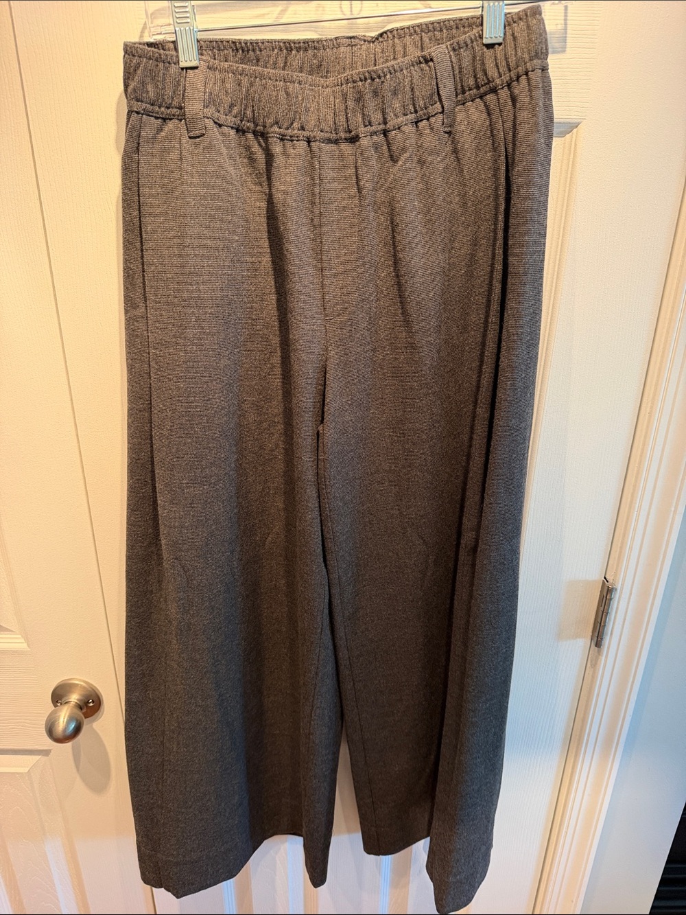 Democracy Women’s Gray Elastic-Waist Dress Pants